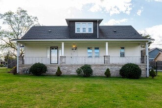 5002 Dakota Ave in Nashville, TN - Building Photo - Building Photo