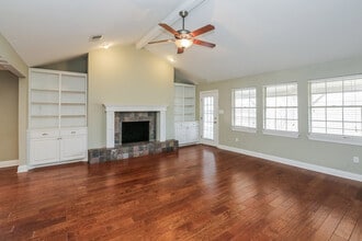 140 Trimble St in Pearl, MS - Building Photo - Building Photo