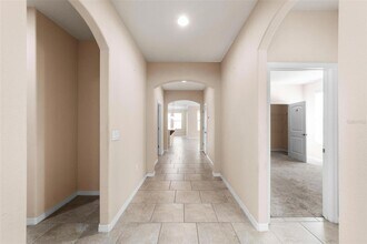 174 Tracy Cir in Haines City, FL - Foto de edificio - Building Photo