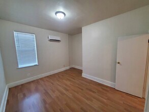 523 Oldham St, Unit 2 in Baltimore, MD - Building Photo - Building Photo