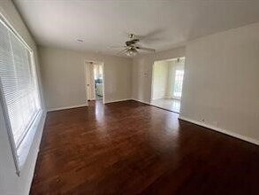 3035 Guese Rd in Houston, TX - Building Photo - Building Photo