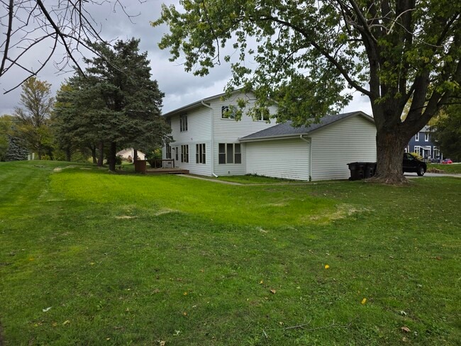 property at 732 Poplar Path