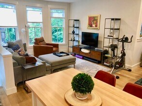 227 Concord Ave in Cambridge, MA - Building Photo - Building Photo