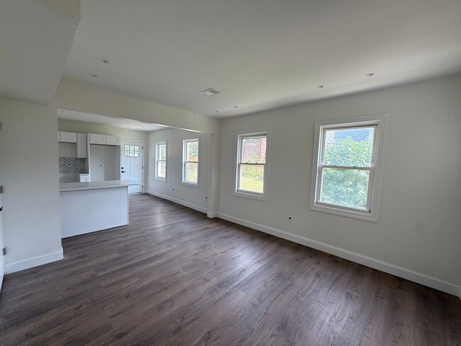 2089 W 41st St in Cleveland, OH - Building Photo - Building Photo