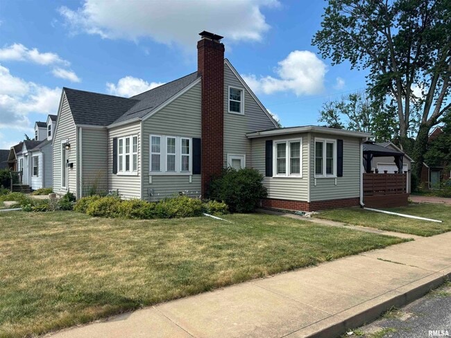3127 N Emery Ave in Peoria, IL - Building Photo - Building Photo