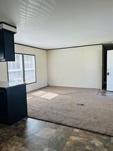 188 Lakeshore Cir in Oxford, MI - Building Photo - Building Photo