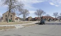 Parklawn in Milwaukee, WI - Foto de edificio - Building Photo