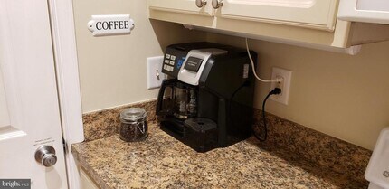 400 Cascade Ln in Rehoboth Beach, DE - Building Photo - Building Photo