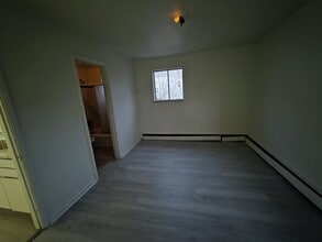 1815 Cleveland Ave in Cincinnati, OH - Building Photo - Building Photo