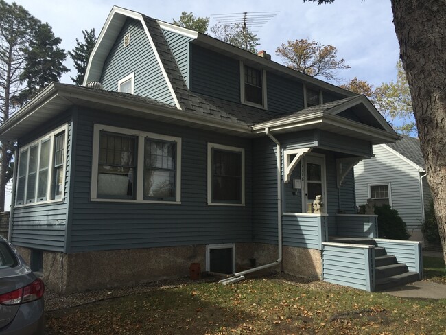 property at 1118 14th St N