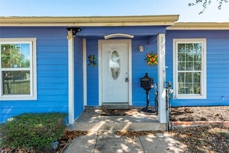 1310 Harris Way in Galveston, TX - Building Photo - Building Photo