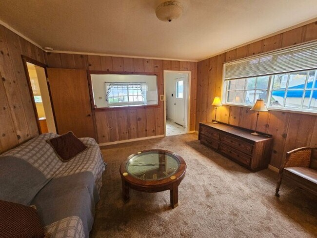 9180 Konocti Bay Rd in Kelseyville, CA - Building Photo - Building Photo