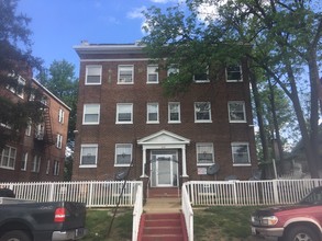 Walbrook Apartments in Baltimore, MD - Foto de edificio - Building Photo