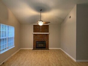 2772 Whitney Dr N in Tallahassee, FL - Building Photo - Building Photo