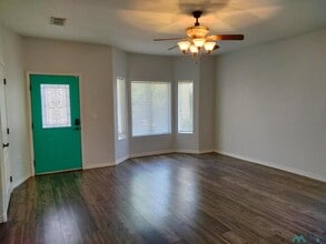 2021 Hali Ln in Clovis, NM - Building Photo - Building Photo