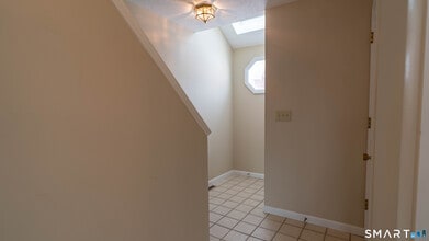 147 Skyview Dr in Cromwell, CT - Building Photo - Building Photo