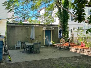 25 Rossmore St, Unit 25H in Somerville, MA - Foto de edificio - Building Photo