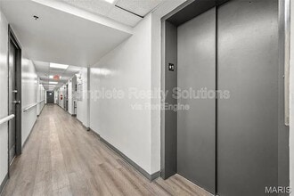 8612 Halls Ferry Road in St. Louis, MO - Building Photo - Building Photo