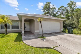 1290 Mendavia Terrace in North Port, FL - Building Photo - Building Photo