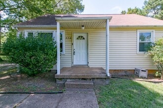 430 Kelly Ln in Clarksville, TN - Building Photo - Building Photo