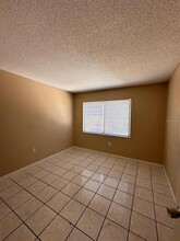 5879 Curry Ford Rd in Orlando, FL - Building Photo - Building Photo