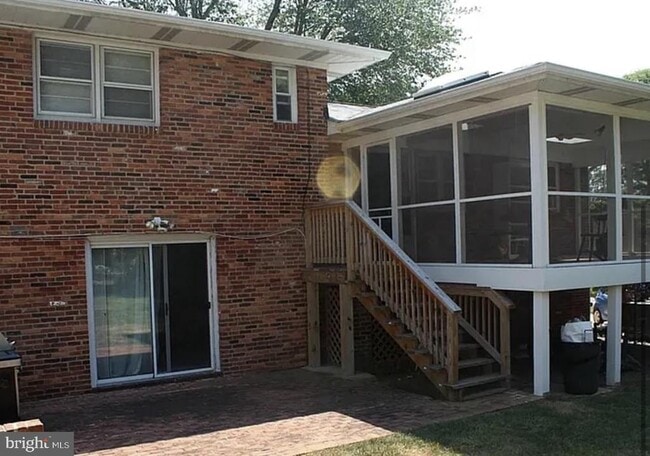 property at 7100 Tyndale St