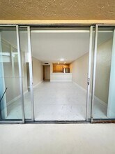 10801 SW 109th Ct, Unit D110 in Miami, FL - Building Photo - Building Photo