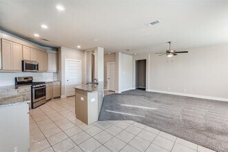 41 Kramer Ln in Sanger, TX - Building Photo - Building Photo
