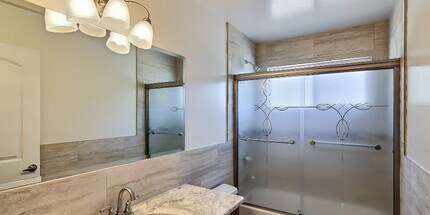 4604 La Mirada Ave in Los Angeles, CA - Building Photo - Building Photo