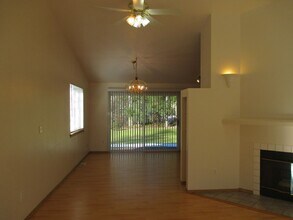 3809-3811 124th St NW in Gig Harbor, WA - Building Photo - Building Photo