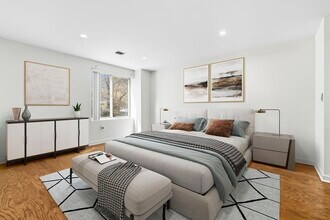173 Oak St in Newton, MA - Building Photo - Building Photo