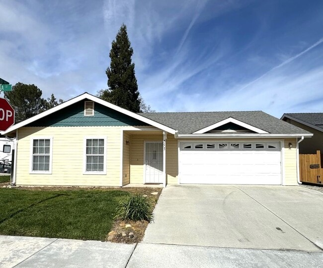5805 Teresa St in Atascadero, CA - Building Photo - Building Photo