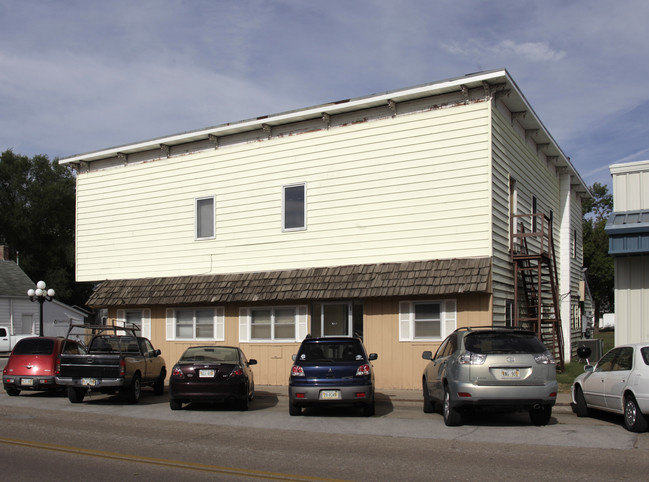 209 3rd St in Waterloo, NE - Building Photo - Building Photo