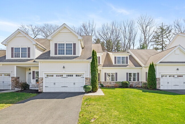 38 Brighton Park Way in Bloomfield, CT - Building Photo - Building Photo