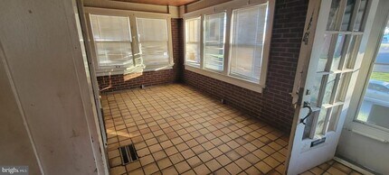 1301 13th St in Vienna, WV - Building Photo - Building Photo