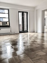 111 E 38th St in New York, NY - Building Photo - Building Photo