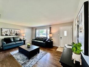2501 Elmo Pl in Middletown, OH - Building Photo - Building Photo