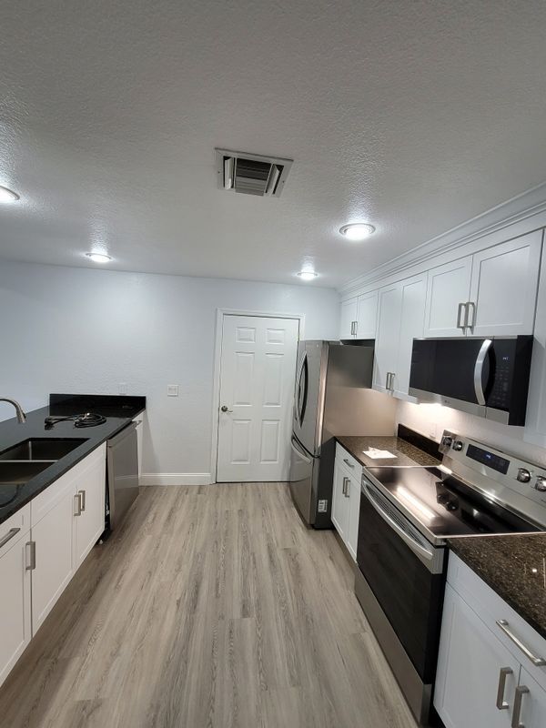 1758 N Dovetail Dr in Fort Pierce, FL - Building Photo - Building Photo