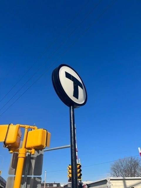 26 Highland St, Unit #1 in Revere, MA - Foto de edificio - Building Photo