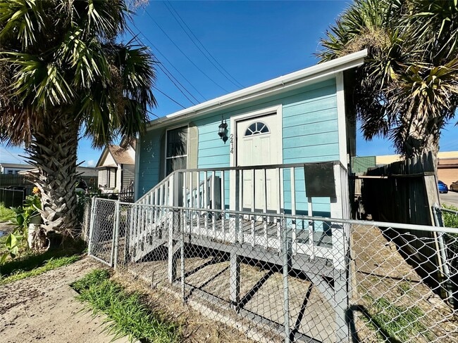 property at 2414 Grover Ave