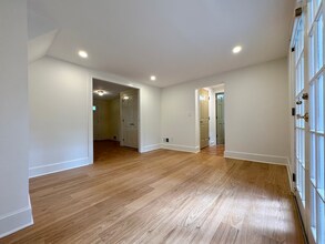 41 Feather Ln in Old Tappan, NJ - Building Photo - Building Photo