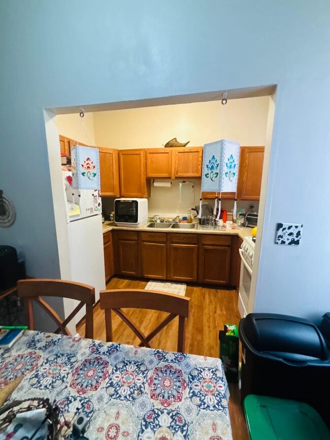 112 N Fairmount St, Unit 1 in Pittsburgh, PA - Building Photo - Building Photo