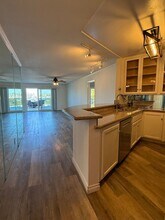 3101 Peninsula Rd in Oxnard, CA - Building Photo - Building Photo