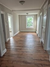 69 E John St, Unit 2nd Floor in Hicksville, NY - Building Photo - Building Photo