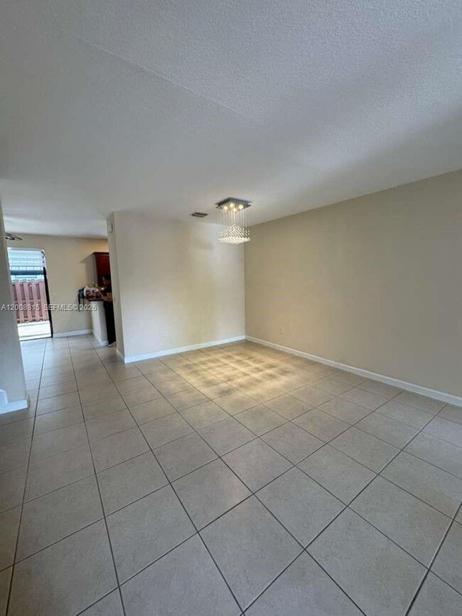 11668 NW 88th Ln in Doral, FL - Building Photo - Building Photo