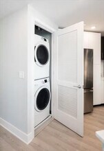 4836 Rugby Ave in Bethesda, MD - Foto de edificio - Building Photo