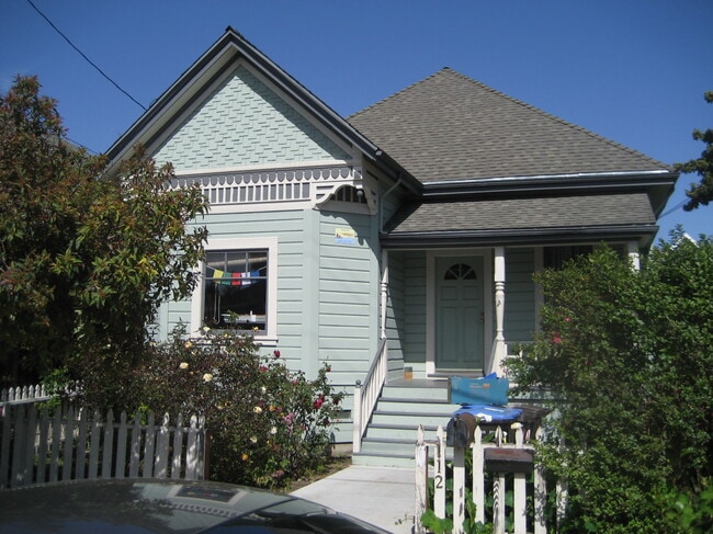 property at 112 Myrtle St