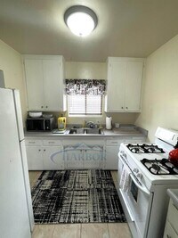 1820 Martina Ave photo'