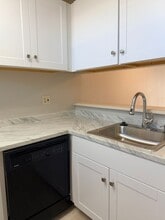 861 Nutmeg Pl in Reno, NV - Building Photo - Building Photo