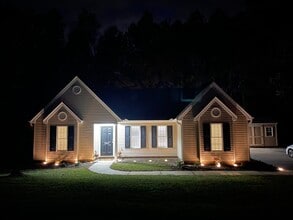 1547 Cedar Rock Church Rd in Easley, SC - Foto de edificio - Building Photo